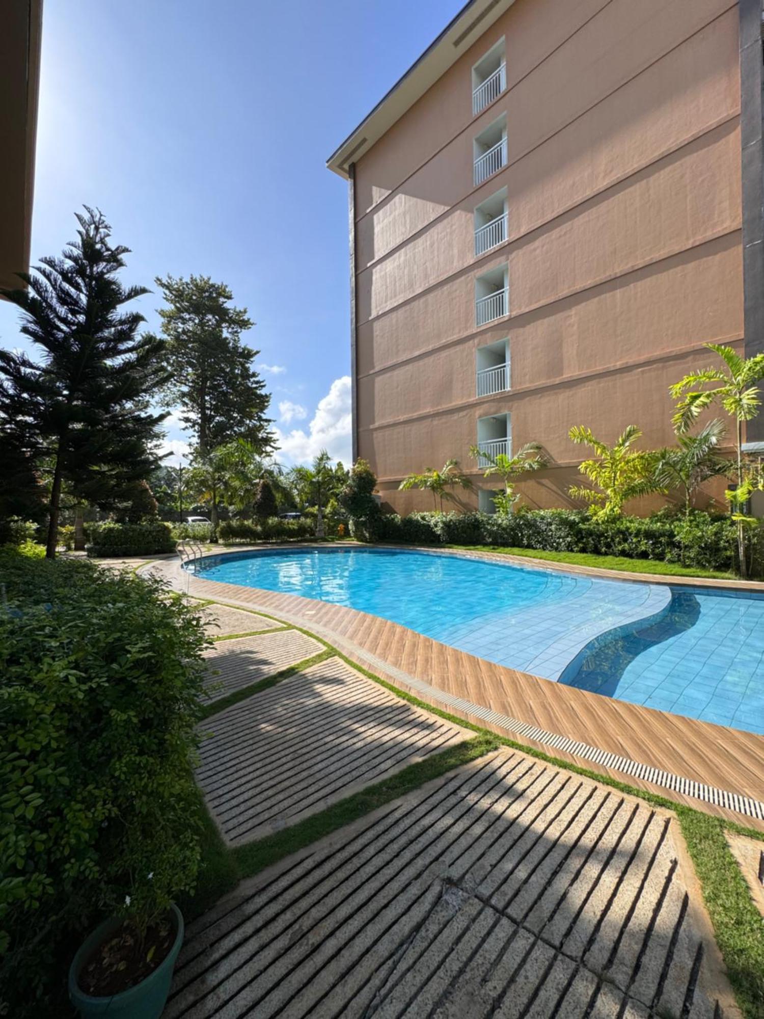 1 Bedroomdeluxe Condo W/Balcony, Pool & Gym Пуэрто-Принцеса Экстерьер фото